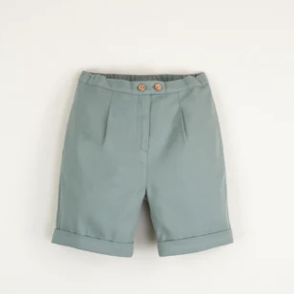 Popelin aqua marine shorts with darts. SS23